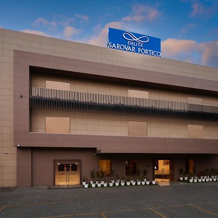 Delite Sarovar Portico Фаридабад Екстериор снимка