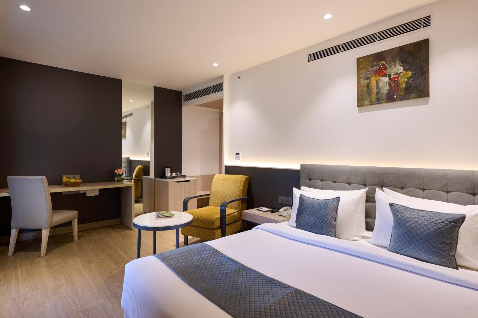 Delite Sarovar Portico Фаридабад Екстериор снимка