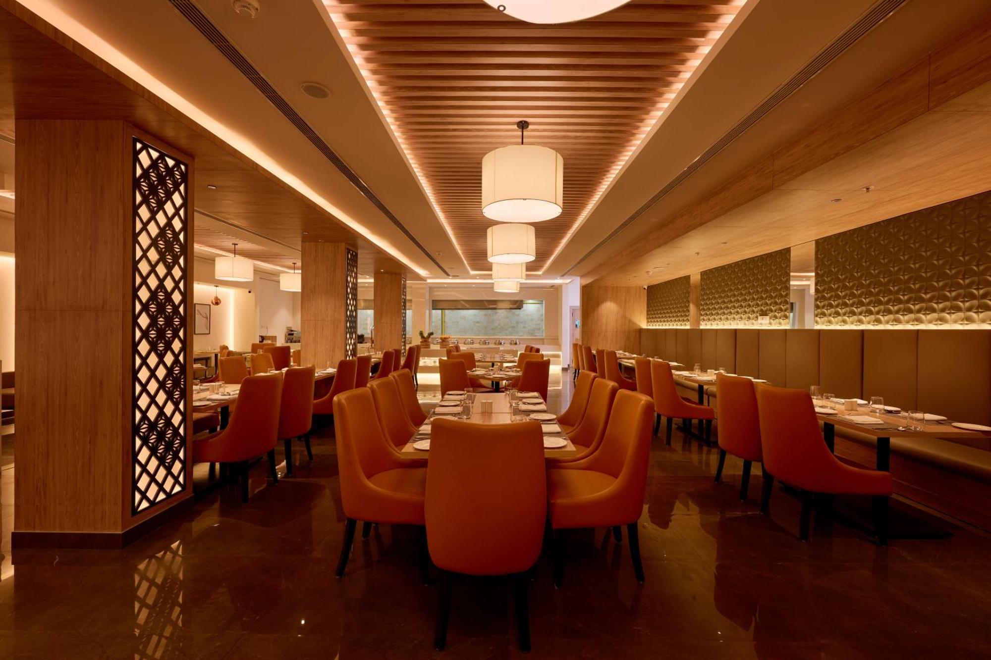 Delite Sarovar Portico Фаридабад Екстериор снимка
