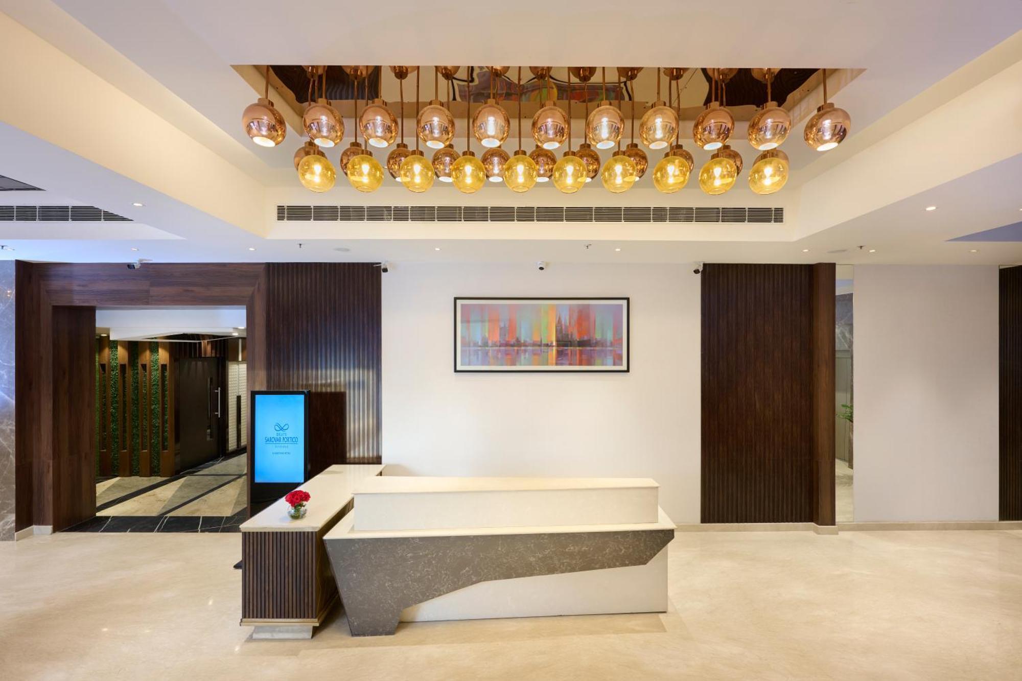Delite Sarovar Portico Фаридабад Екстериор снимка